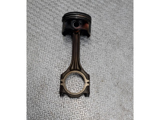  Поршень с шатуном    Audi A3 S3 8P  