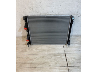 Радиатор интеркулера     670030844    Maserati Levante 