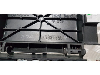 Блок предохранителей 1J0937550 Audi A3 S3 8L