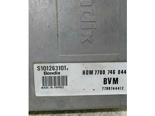 Řídící jednotka HOM7700746044 Renault 21