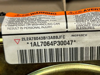 Подушка безопасности водителя 30340805B, 2L2A-78043B13 Ford Expedition