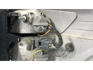 Задний фонарь левый сзади     Ford Focus   2010-2017 года