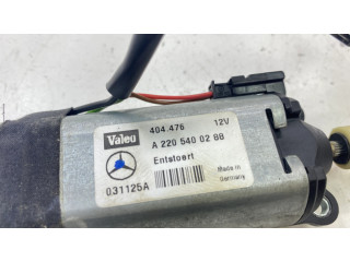 Электрический двигатель для регулировки положения руля