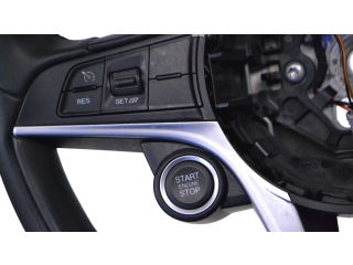 Volant Alfa Romeo Giulia 2016 01561262900, 1049925X66F