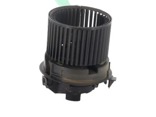 Вентилятор печки 272107379R Dacia Sandero