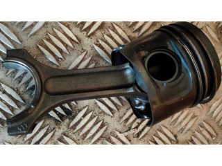 Píst BMW 3 E90 E91 pro naftový motor 2.0 N47