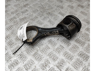 Píst A6420301818, A6420305220 Mercedes-Benz R W251 OM 642.950