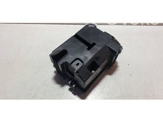 Блок предохранителей  243809977R   Dacia Spring    