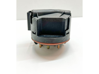 Блок предохранителей  A2305450203, A2305400169   Mercedes-Benz SL R230    