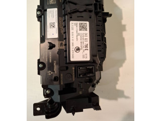 Панель приборов 3V0920790E Skoda Superb B8 (3V)