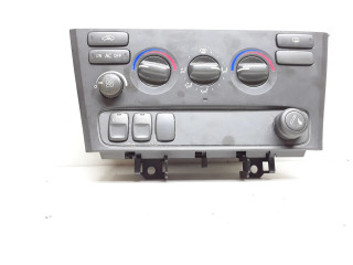 Блок управления климат-контролем    Volvo V70