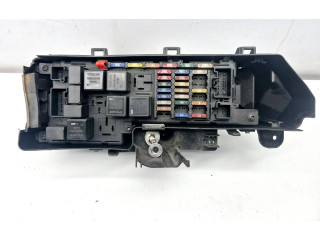 Блок предохранителей 9494210 Volvo S60