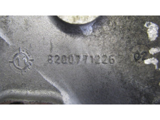 Кронштейн крепления двигателя