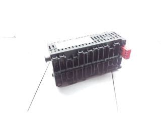 Блок предохранителей 6K9937025P, 357937039 Volkswagen Caddy