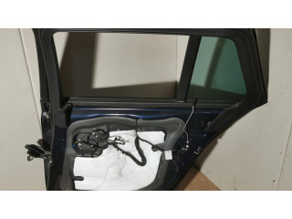 Задняя дверь