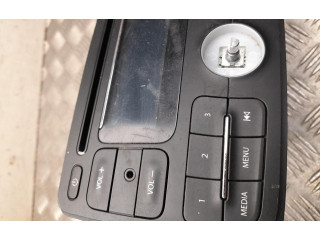 Радио/ проигрыватель CD/DVD / навигация 281150954R, R3515   Dacia Dokker