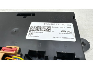Блок управления климат-контролем 5WA907727AC   Skoda Octavia Mk4