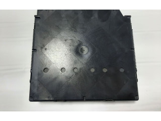 Блок комфорта 5K0937086AA Volkswagen Caddy