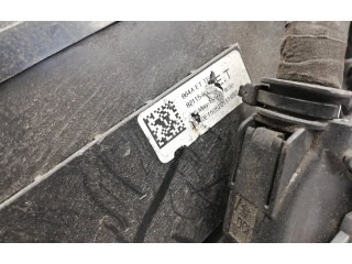 Pojistková skříňka Toyota Avensis T270 2015