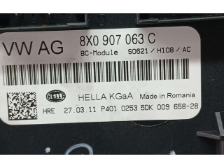 Блок предохранителей 8X0907063C Audi A1