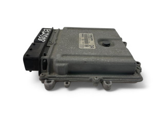 Блок управления двигателем Блок управления 30729826A, 0281012103   Volvo V70