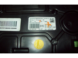 Комплект зажигания 237104659S, 284B11091R Dacia Duster II