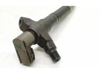 Vstřikovač 2367026060, 04l00371 Toyota RAV 4 (XA30) 2ADFTV