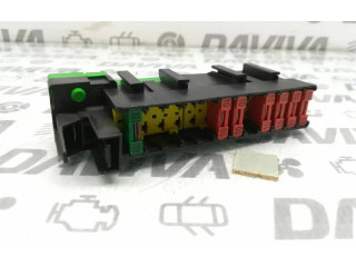 Рулевая рейка Блок предохранителей 9627791880 Peugeot 406 1999 - 2006 года