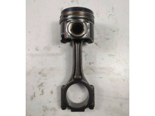  Поршень с шатуном  038J  Volkswagen PASSAT B6  