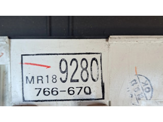 Панель приборов MR189280, 766670 Mitsubishi Space Runner