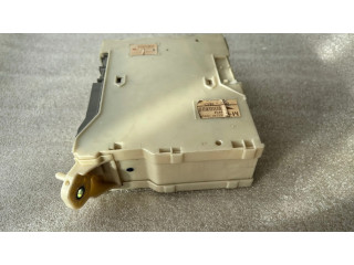 Блок предохранителей 82730-30631 Lexus GS 300 350 430 450H