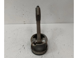  Поршень с шатуном    Volkswagen PASSAT  