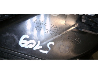 Зеркало электрическое Mercedes-Benz ML W164 2005 - 2011 года