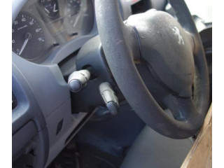 Блок АБС 1607236780   Peugeot  Expert  2007 - 2016 года