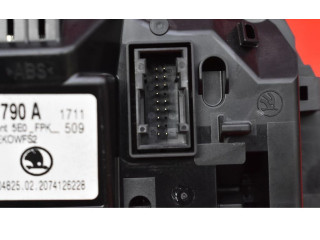 Панель приборов 5E0920790A, 5E0920790A Skoda Octavia 985