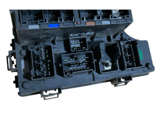 Блок предохранителей P04692341AC, TJFQQ3360F3J17 Jeep Patriot