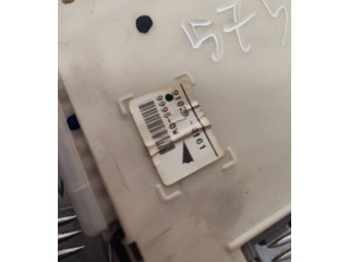 Блок предохранителей 8273053B60, 910290161 Lexus IS 220D-250-350