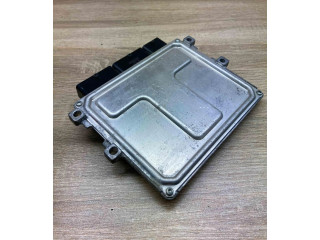 Блок управления двигателя 237102928R, V29029647A   Renault Clio IV