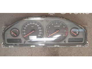 Панель приборов Volvo V70