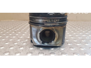 Píst 83L82 Audi A8 S8 D4 4H