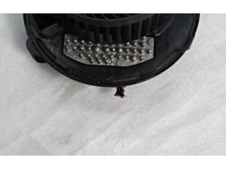 Вентилятор печки 5Q1819021H Audi A1