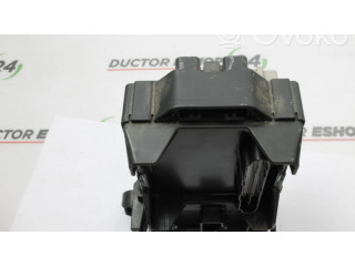 Блок предохранителей    Daihatsu Sirion    