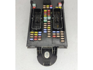 Блок предохранителей 32142591, 31682732 Volvo XC90