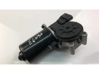 Моторчик дворников 981003W000    KIA Spectra