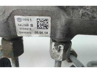 Топливная рампа 04L089B   Audi A3 S3 A3 Sportback 8P  