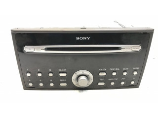 Радио/ проигрыватель CD/DVD / навигация