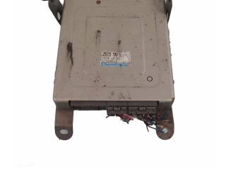 Блок управления двигателя Z57318881, E2T84986M Mazda 323 F