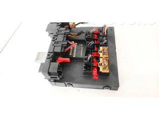 Блок предохранителей  1K0937049T, F005V00497   Volkswagen Touran I    