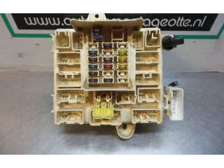 Блок предохранителей     Lexus IS 200-300    