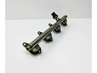 Топливная рампа A2700780645   Mercedes-Benz CLA C117 X117 W117   для двигателя M 270.920